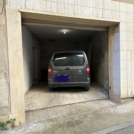 Appartamento Centre - Parking Prive - Wifi Nîmes